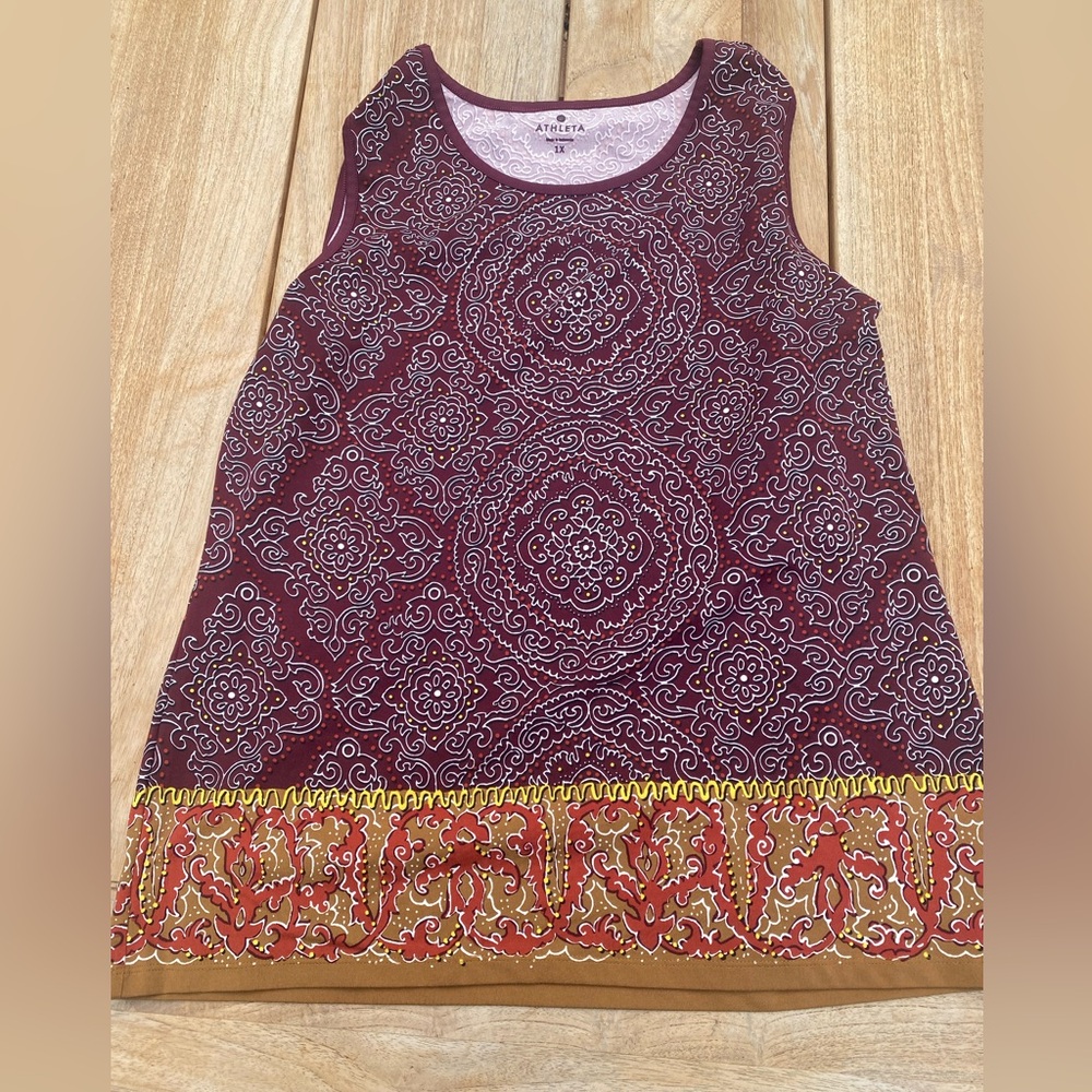 A flexible and stylish piece